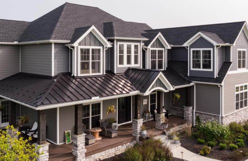 Gloss Black Standing Seam Roofing