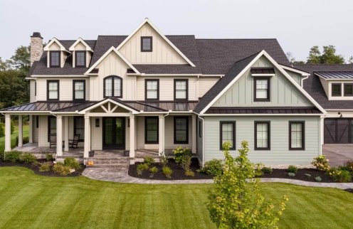 Gloss Black Standing Seam Roofing