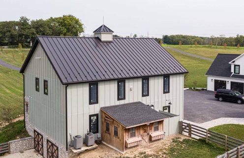 Gloss Black Standing Seam Roofing